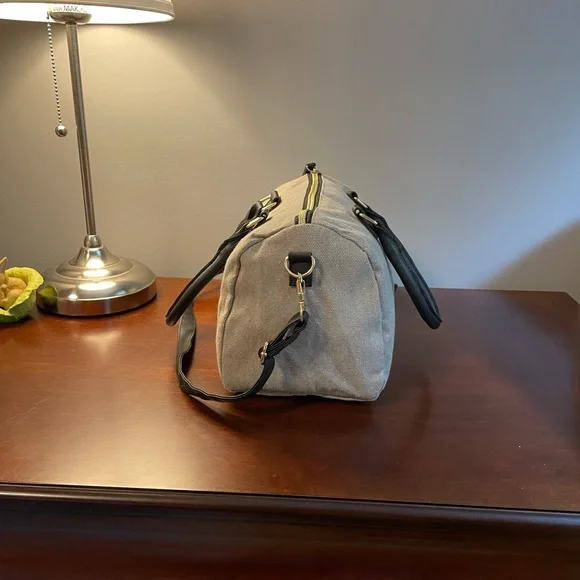 Gone! - Picture 5 of 6